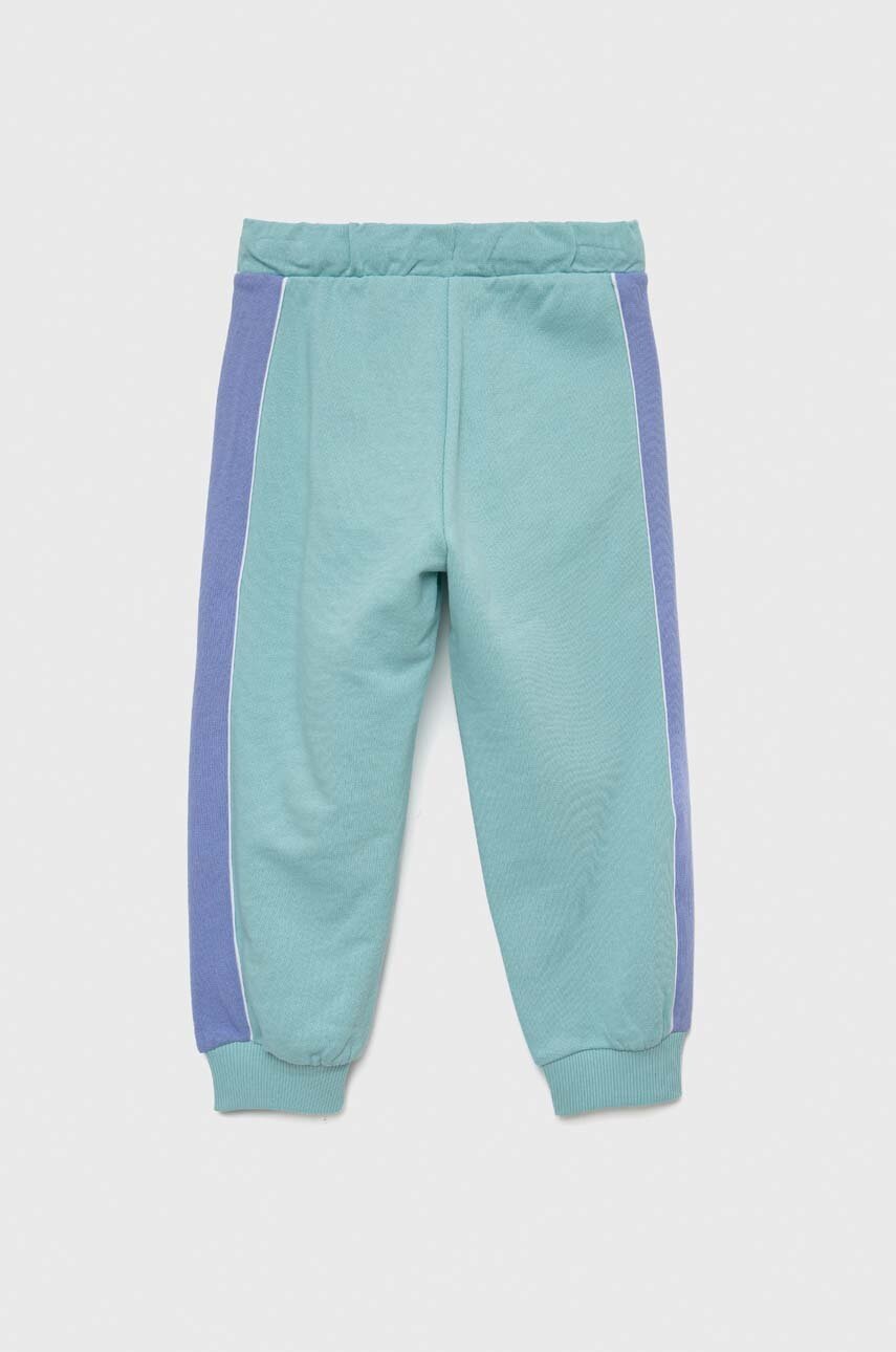 Детские хлопковые штаны United Colors of Benetton цвет зелёный однотонные