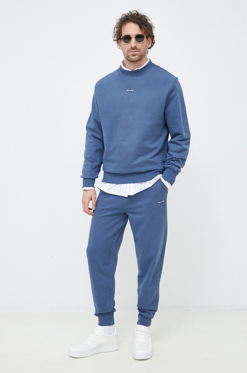 

Памучен спортен панталон Calvin Klein Jeans с изчистен дизайн, Син