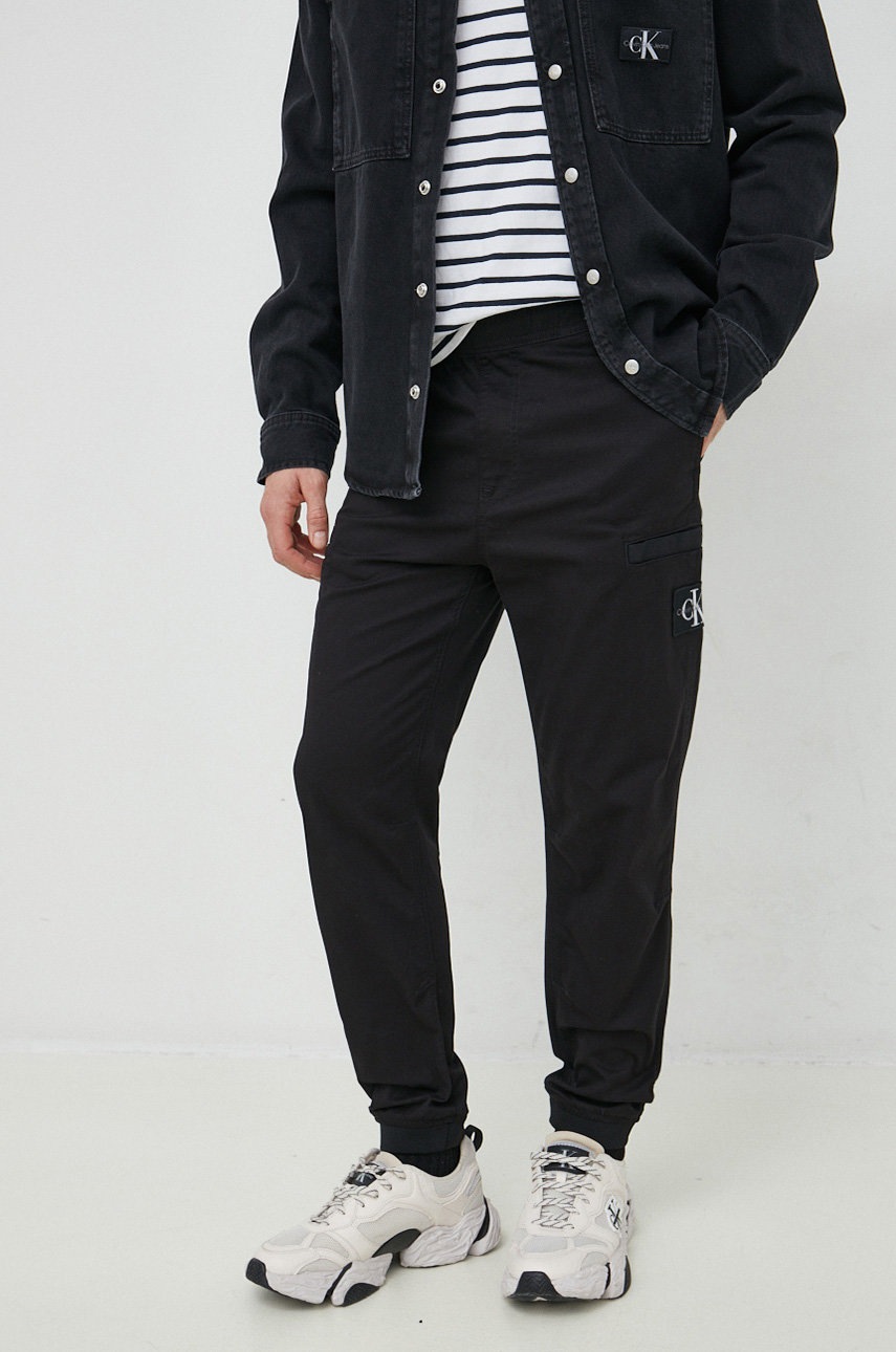 

Панталони Calvin Klein Jeans в черно, Черен