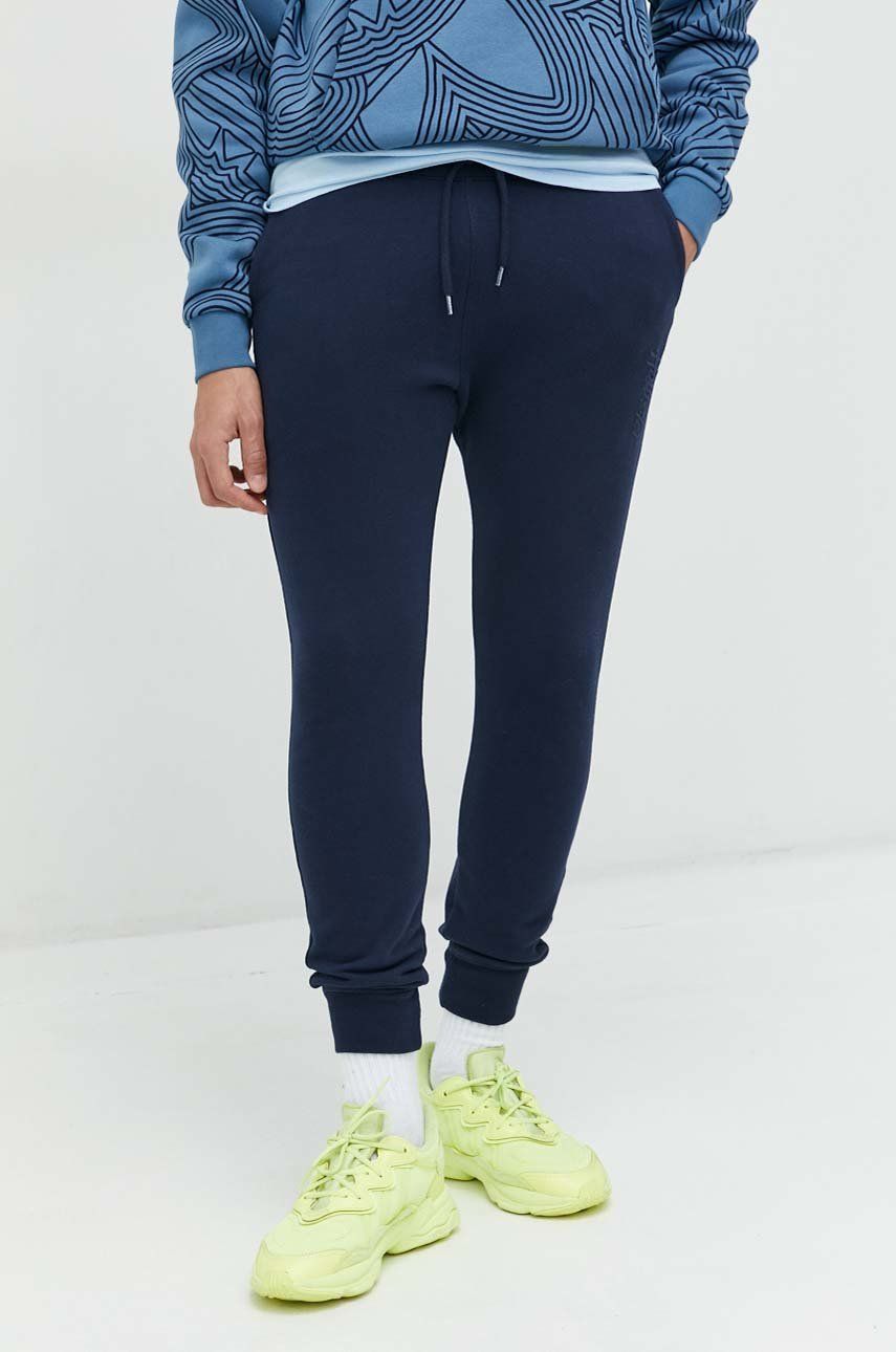 Hollister Co. Pantaloni De Trening Barbati, Culoarea Albastru Marin, Cu Imprimeu