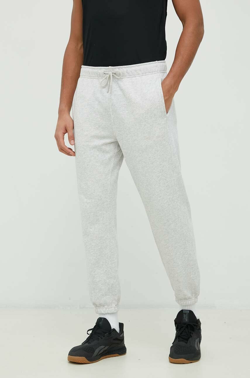 

Спортен панталон Calvin Klein Performance Essentials в сив меланж