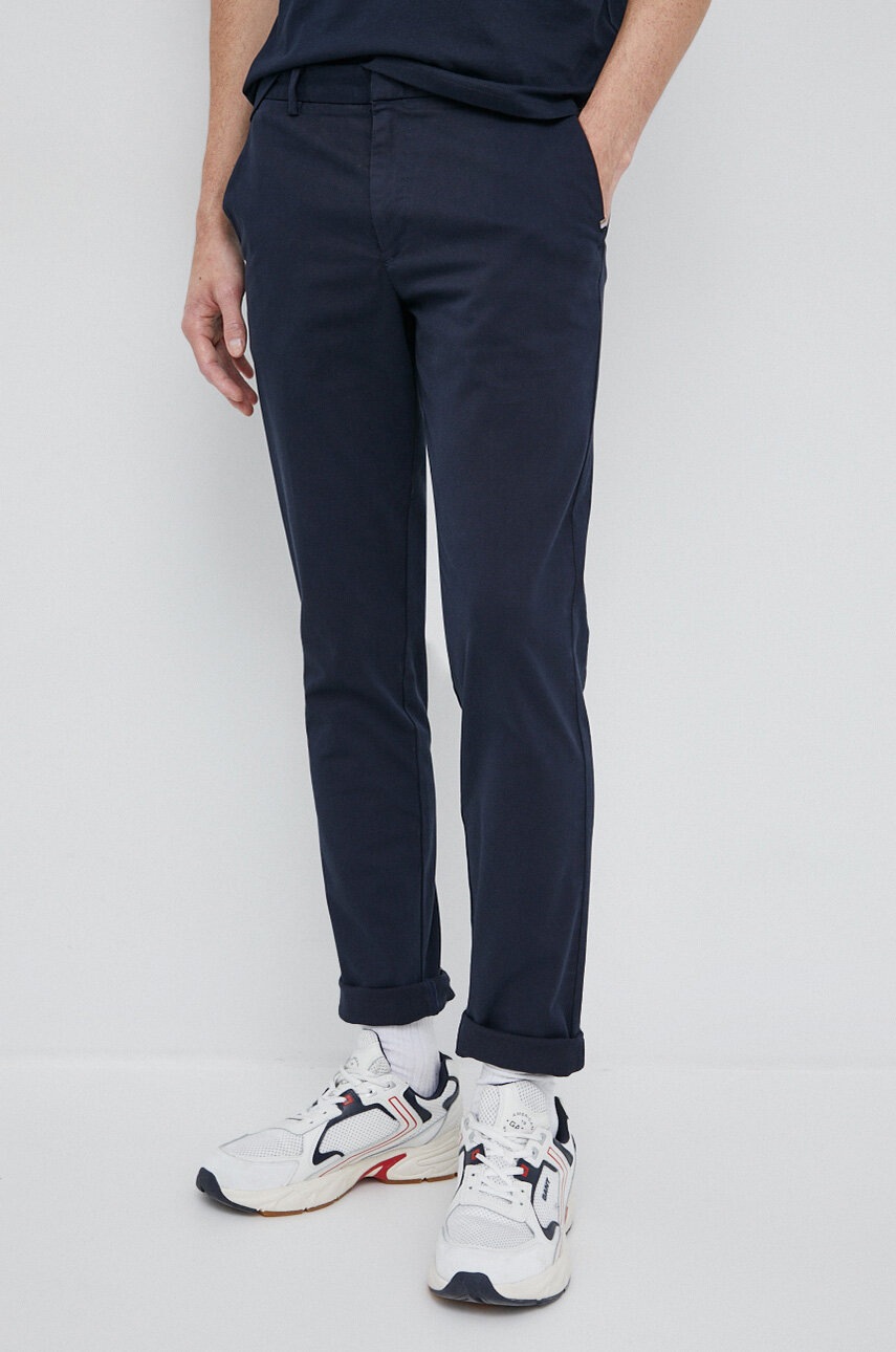 BOSS pantaloni bărbați, culoarea bleumarin, mulată 50487966
