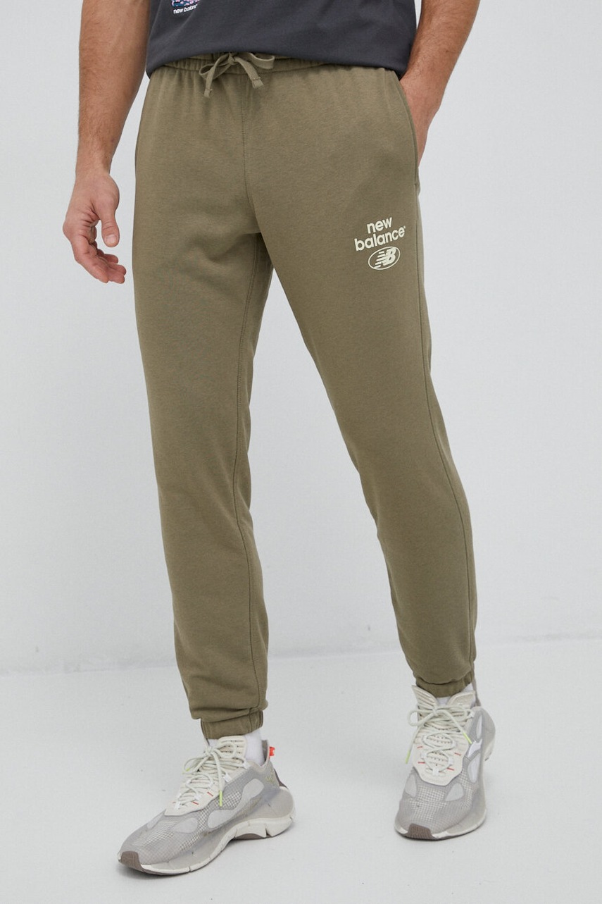 New Balance Pantaloni De Trening Culoarea Verde, Cu Imprimeu