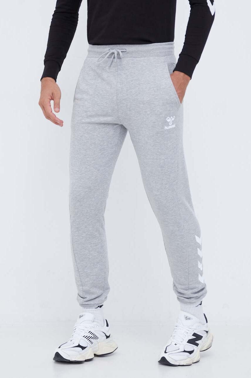 Hummel Pantaloni De Trening Culoarea Gri, Cu Imprimeu