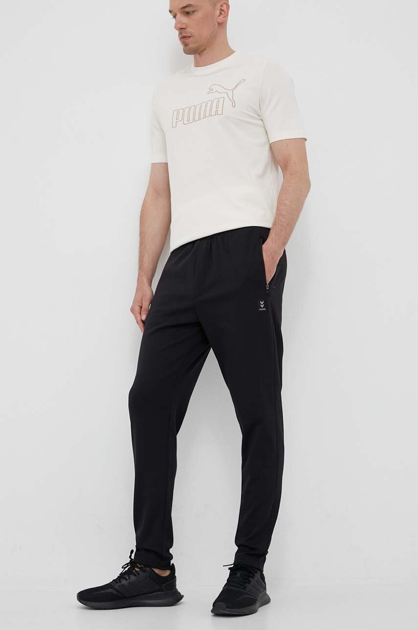 Hummel Pantaloni De Trening Interval Culoarea Negru, Neted