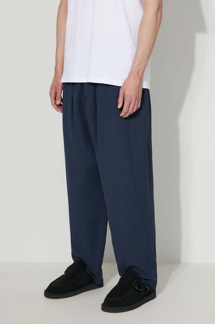 Universal Works pantaloni de bumbac culoarea bleumarin, drept 28905.NAVY-NAVY