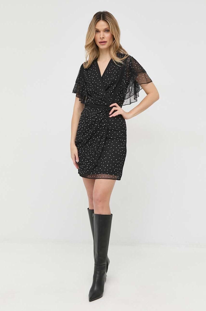

Платье Guess цвет чёрный mini расклешённая