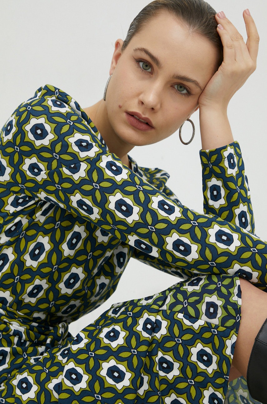 

Рокля Weekend Max Mara в зелено среднодълга разкроен модел, Зелен