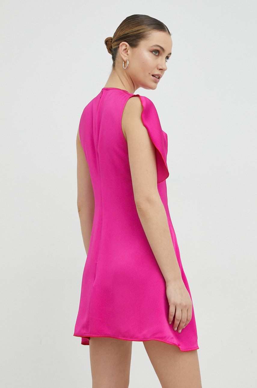 Šaty Victoria Beckham růžová barva, mini - růžová -  100 % Viskóza