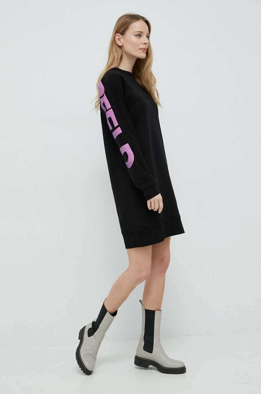 

Платье Karl Lagerfeld цвет чёрный midi oversize