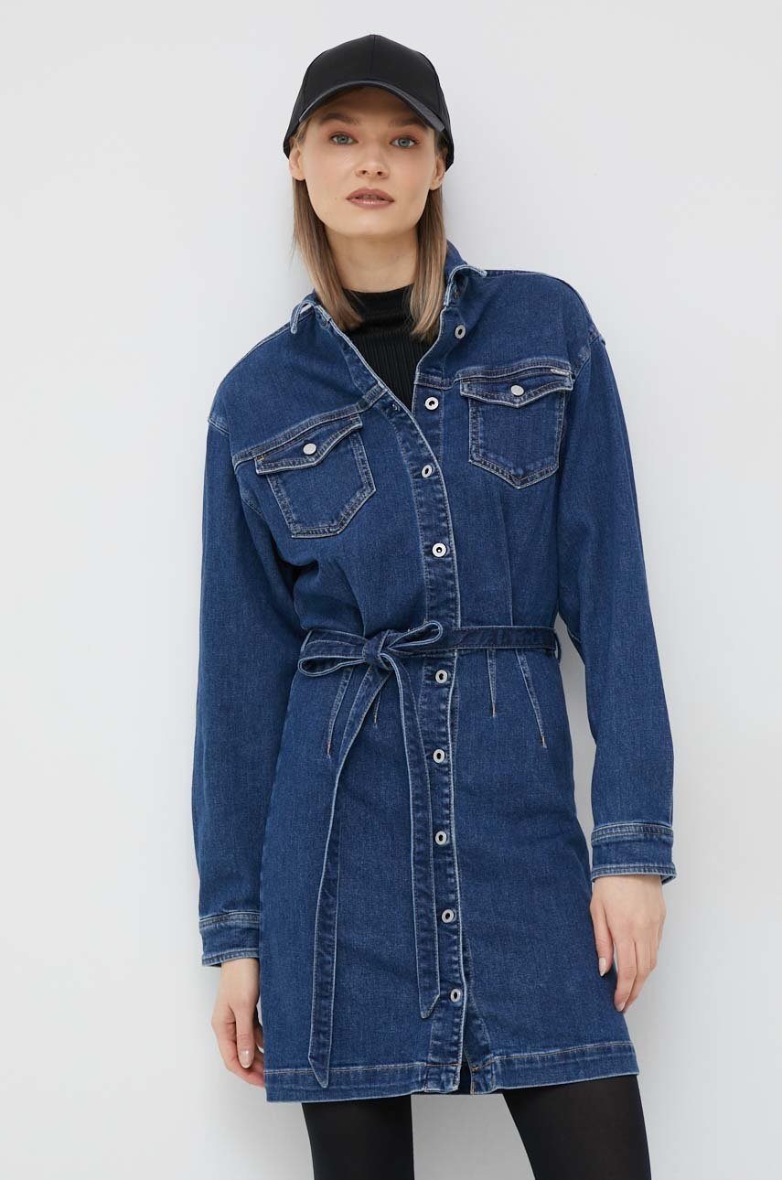 

Дънкова рокля Pepe Jeans Selena в тъмносиньо къс модел със стандартна кройка, Тъмносин