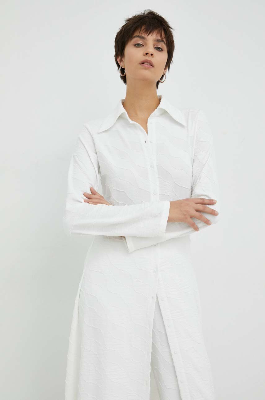 Šaty Résumé bílá barva, maxi - bílá -  100 % Polyester