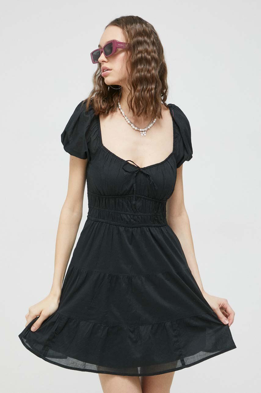 Hollister Co. rochie din bumbac culoarea negru, mini, evazati