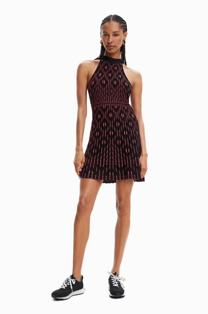 Desigual rochie culoarea maro, mini, drept