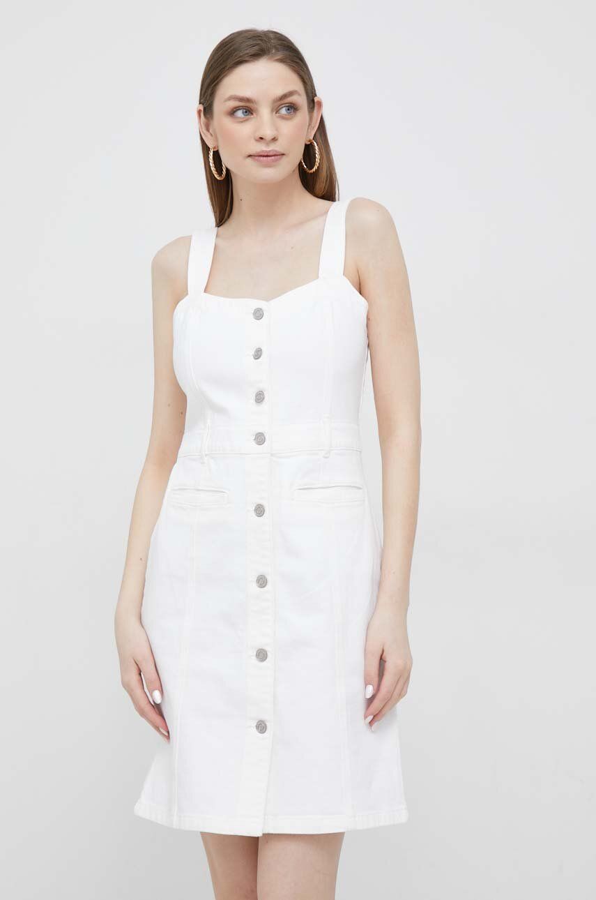 E-shop Džínové šaty GAP bílá barva, mini