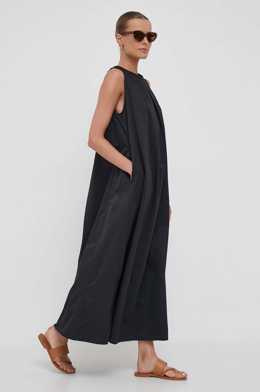 

Сукня United Colors of Benetton колір чорний maxi розкльошена