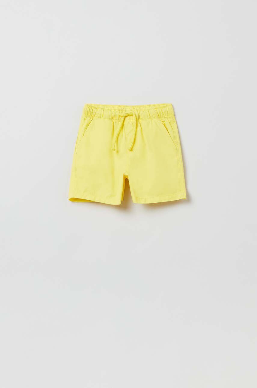 Levně Dětské bavlněné šortky OVS žlutá barva