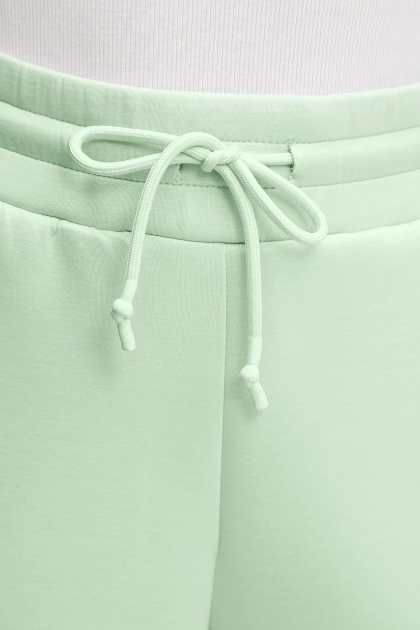 Σορτς Guess φωτογραφία