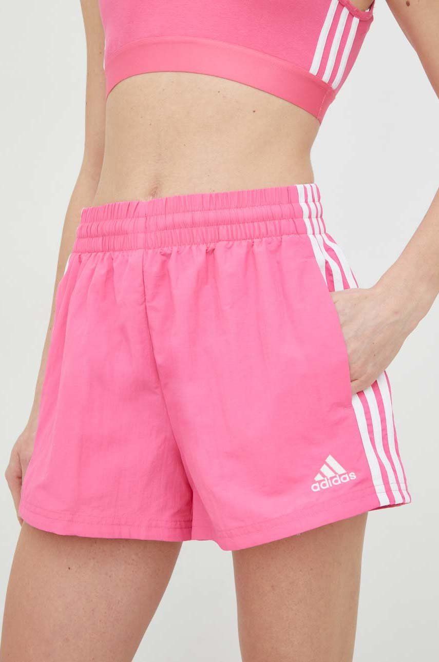 Kraťasy adidas dámské, růžová barva, s aplikací, high waist - růžová -  Hlavní materiál: 100 % 