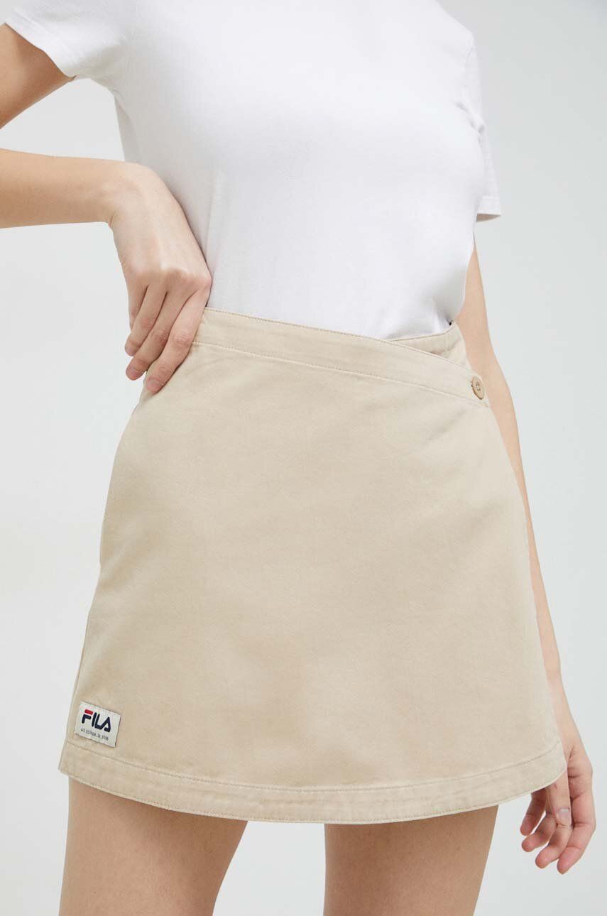 Bavlněné šortky Fila béžová barva, hladké, high waist - béžová -  100 % Bavlna
