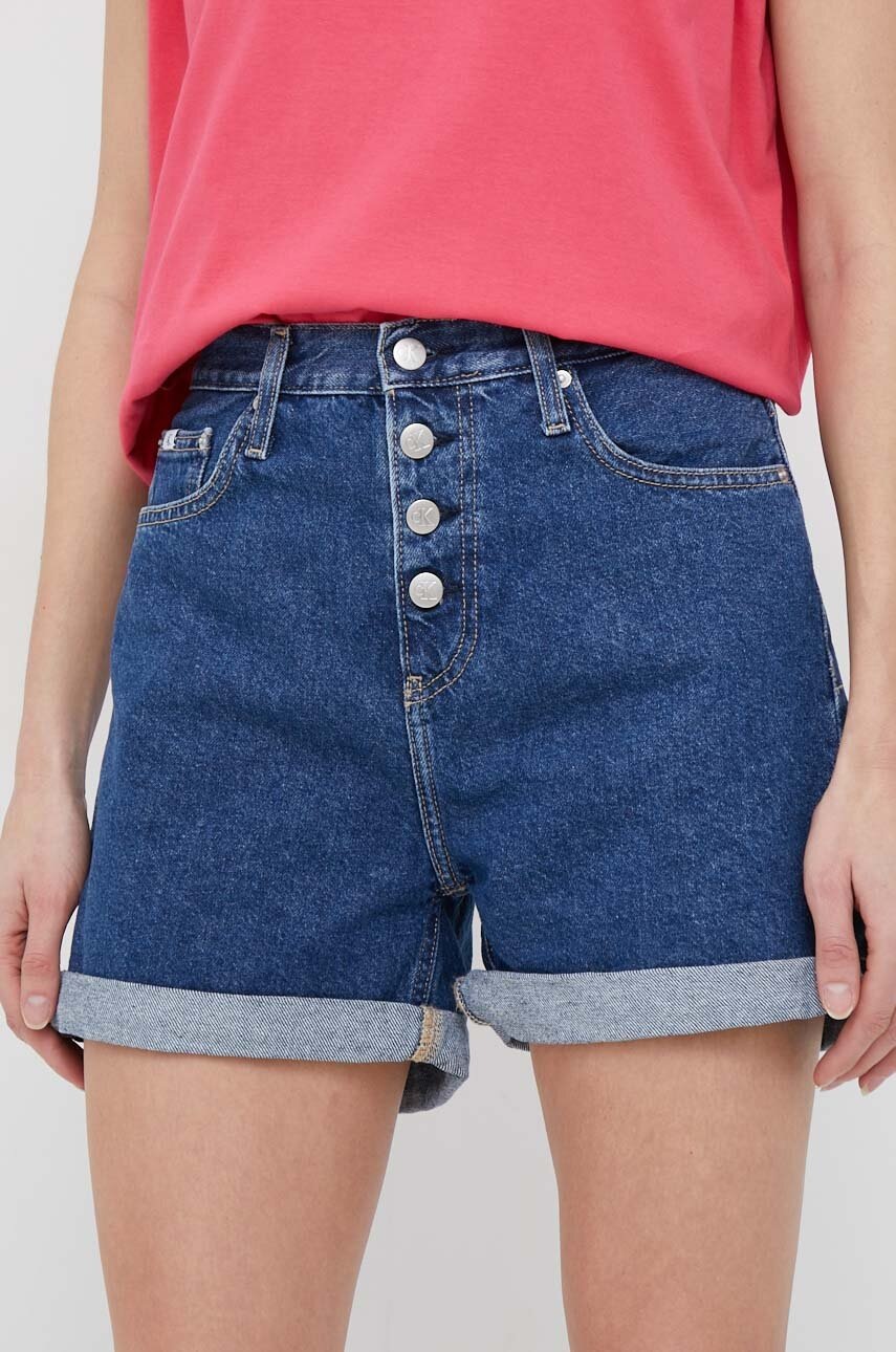 

Дънкови къси панталони Calvin Klein Jeans в тъмносиньо с изчистен дизайн с висока талия, Тъмносин