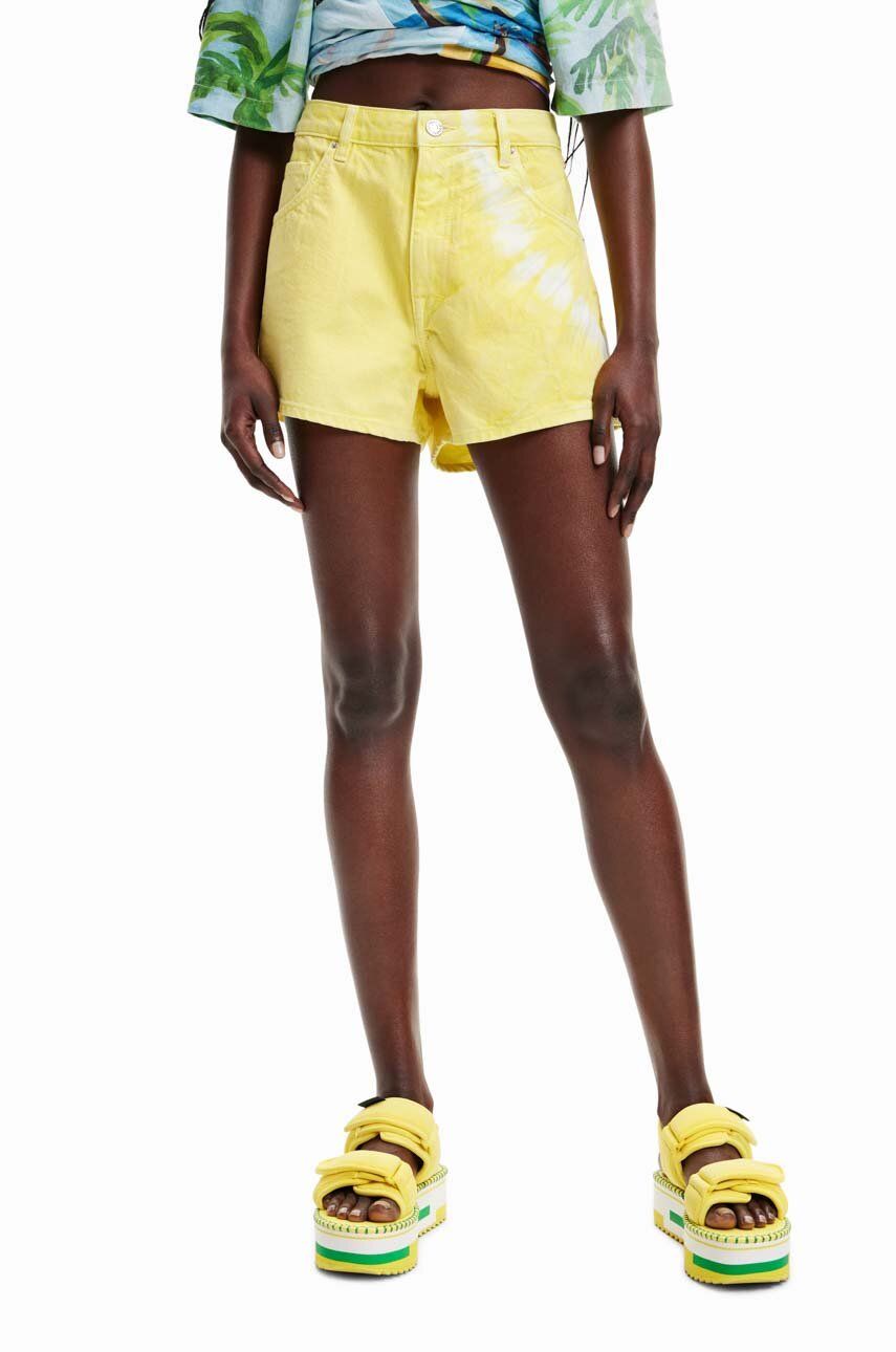 Levně Džínové šortky Desigual dámské, žlutá barva, s potiskem, high waist