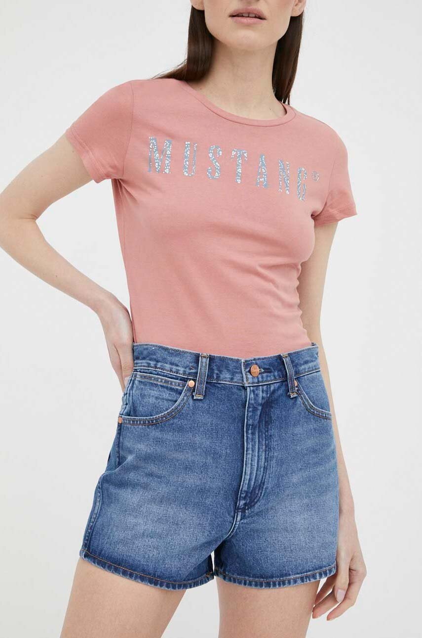

Джинсовые шорты Wrangler женские однотонные высокая посадка