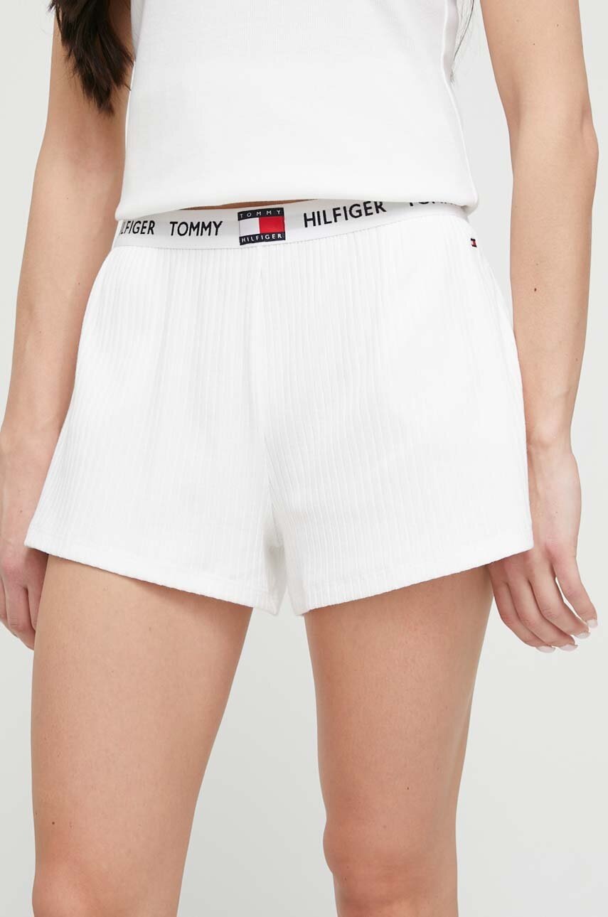 

Домашен къс панталон Tommy Hilfiger в бежово с изчистен дизайн с висока талия, Бежов