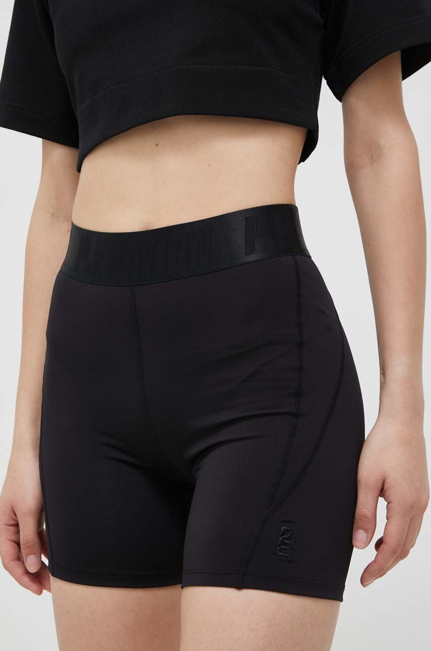E-shop Tréninkové šortky P.E Nation Backcheck černá barva, hladké, high waist