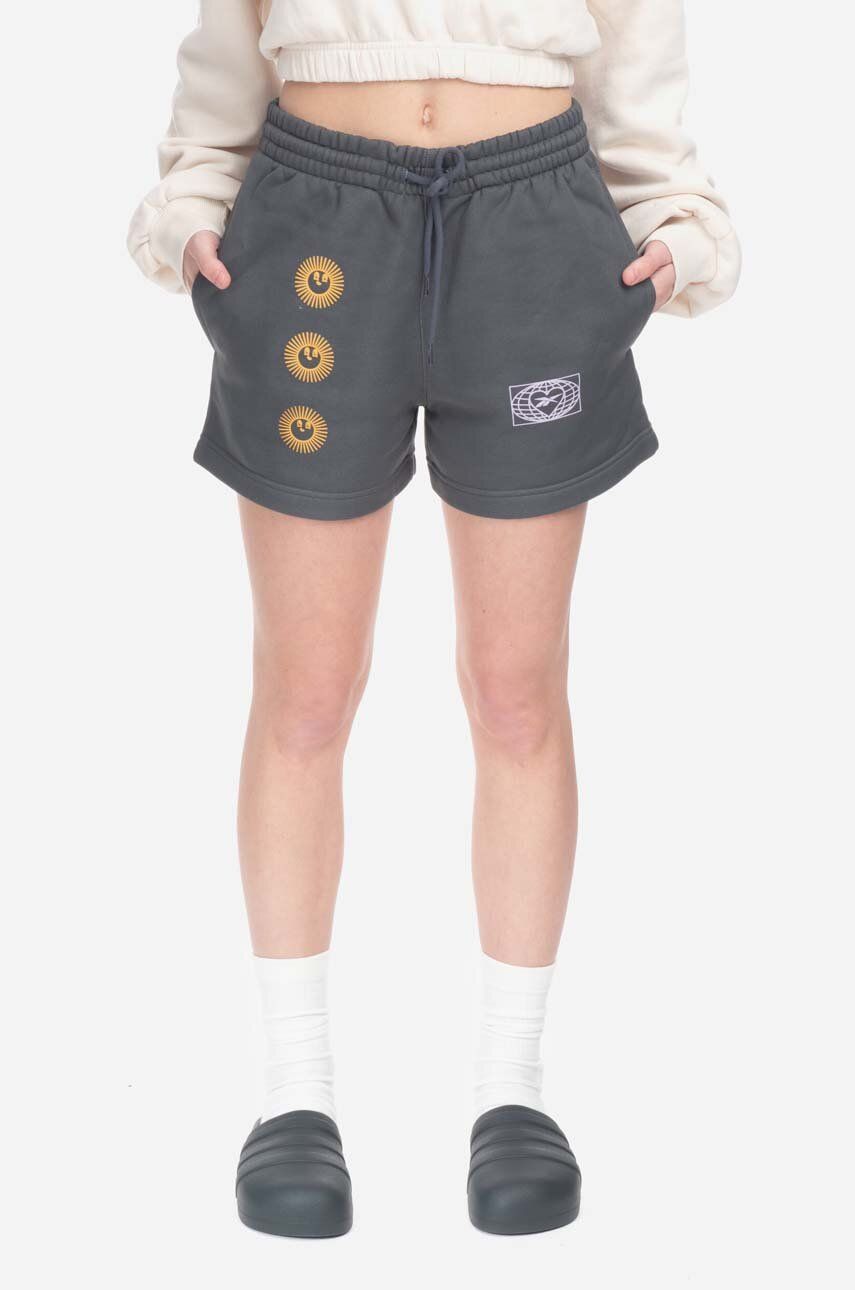 Reebok Classic pantaloni scurți Classic GV Short femei, culoarea gri, cu imprimeu, medium waist HT6118-grey