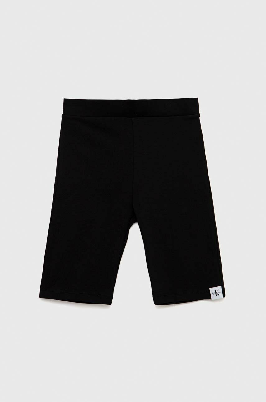

Детски къси панталони Calvin Klein Jeans в черно с изчистен дизайн, Черен