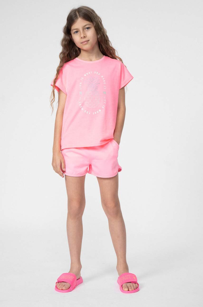 Levně Dětské bavlněné šortky 4F růžová barva, hladké