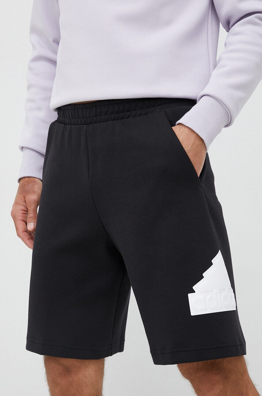 

Шорты adidas мужские цвет чёрный