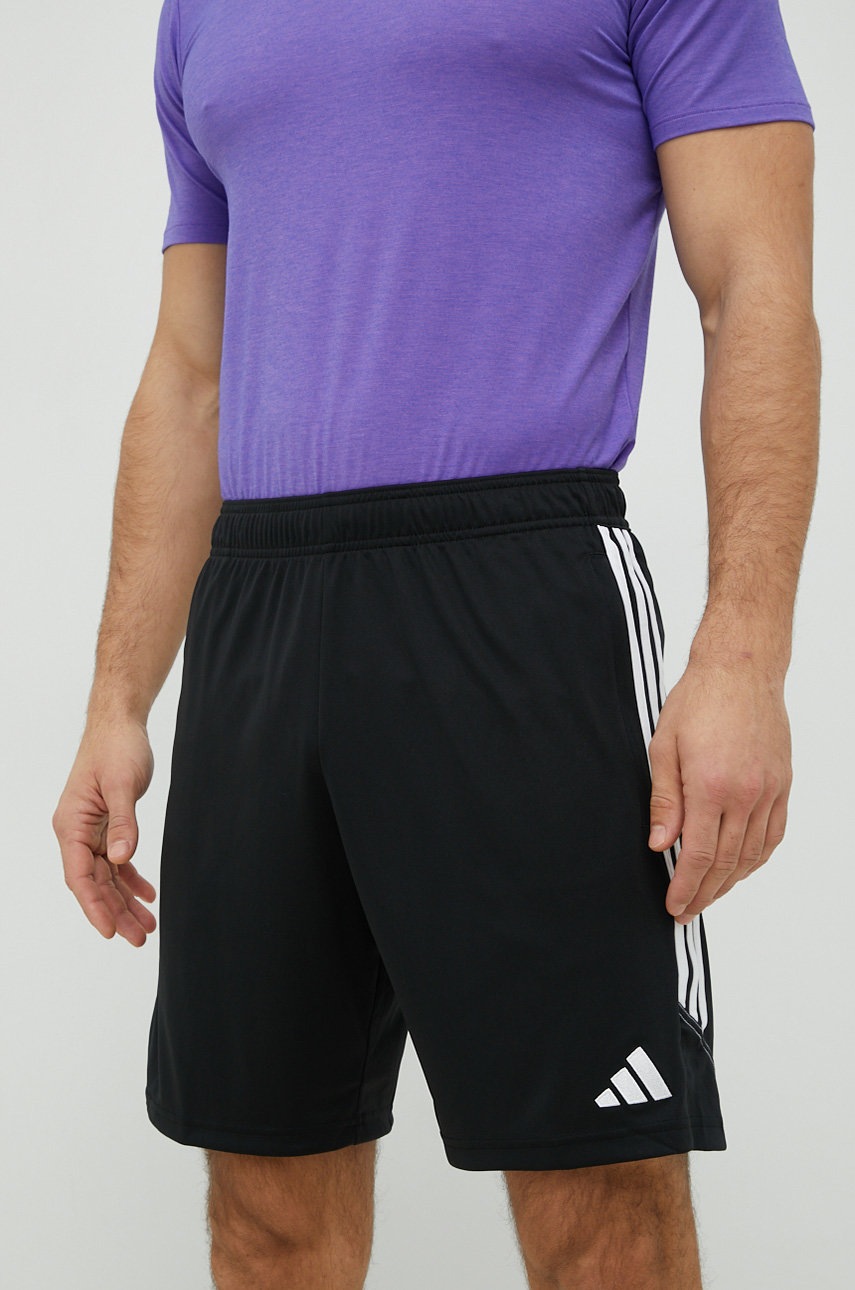 

Къс панталон за трениране adidas Performance Tiro 23 в черно, Черен