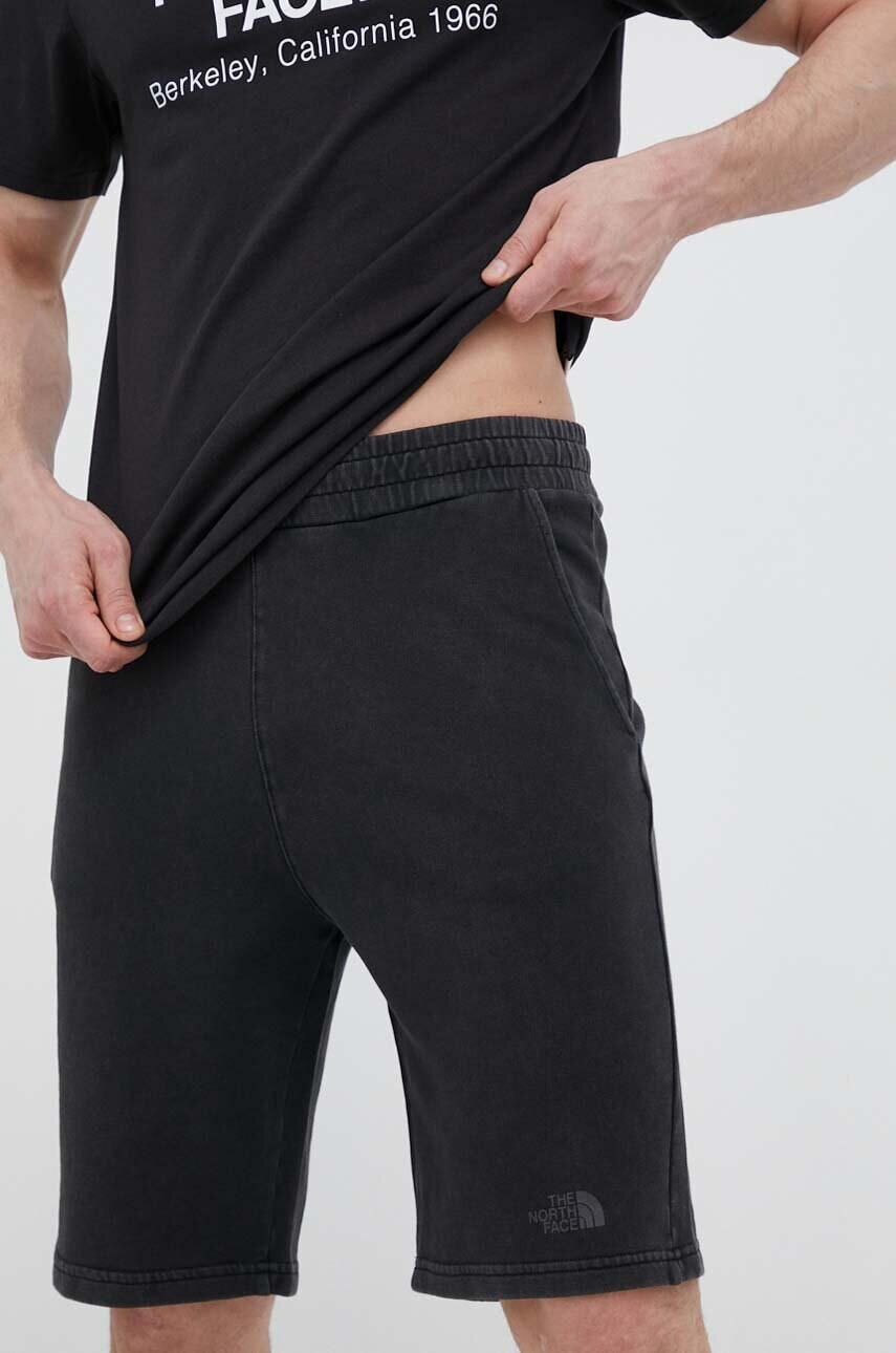 The north face pantaloni scurti din bumbac culoarea negru