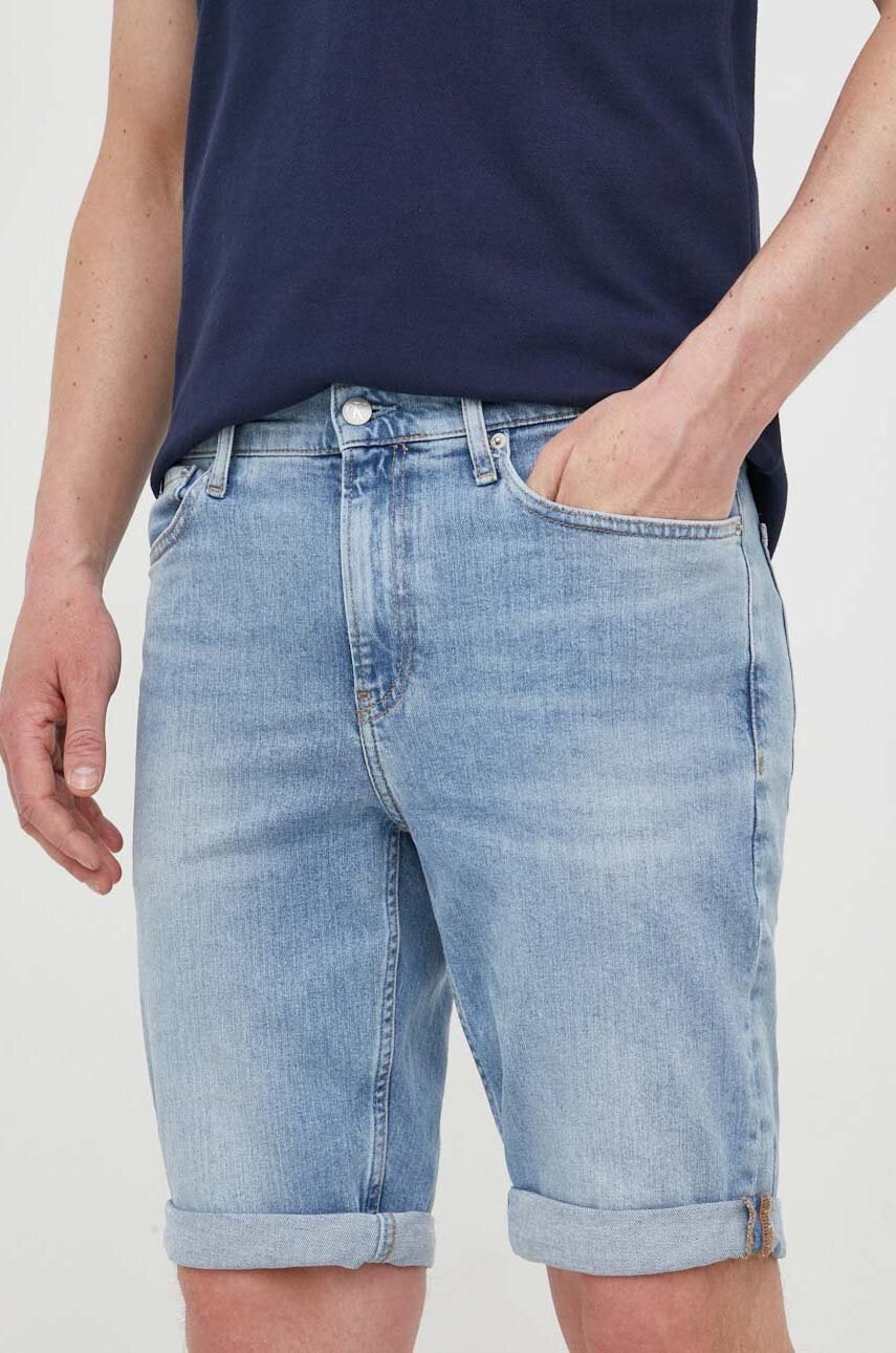 

Дънкови къси панталони Calvin Klein Jeans в синьо, Син