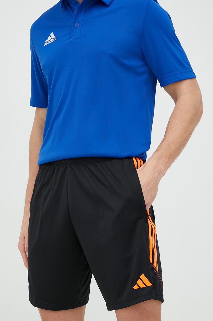 

Къс панталон за трениране adidas Performance Tiro 23 в черно, Черен