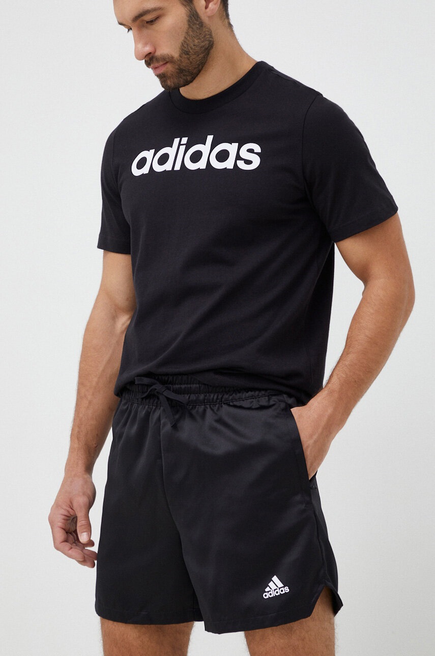 

Шорты adidas мужские цвет чёрный
