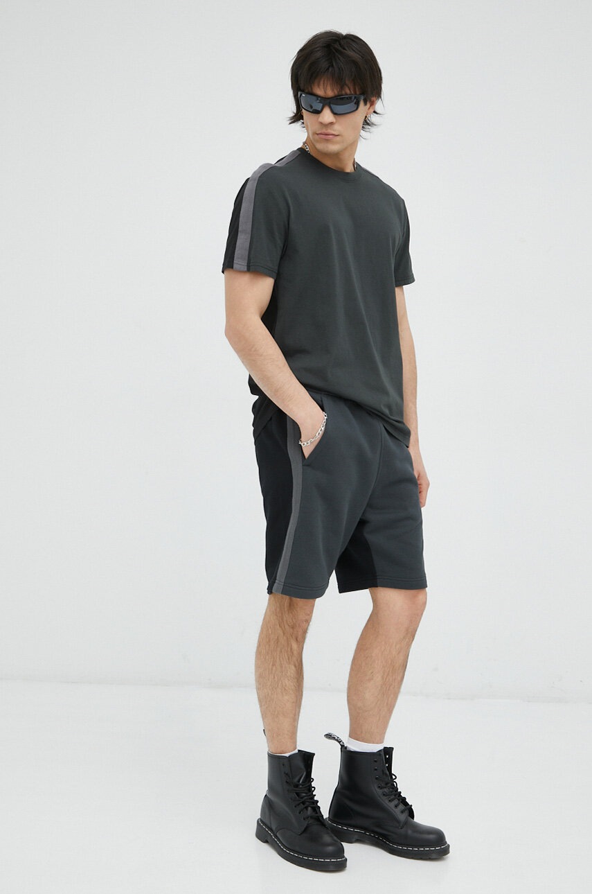 

Хлопковые шорты G-Star Raw цвет чёрный