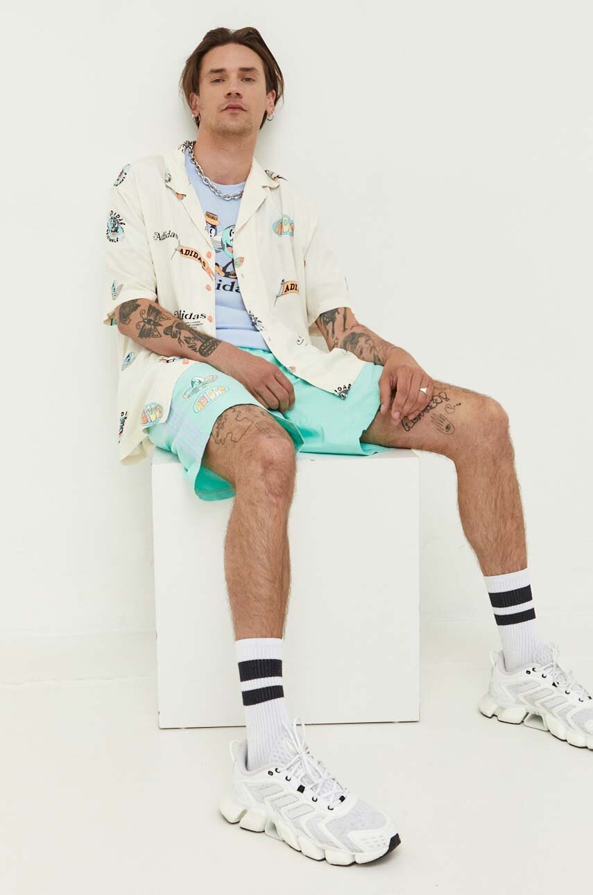 

Шорты adidas Originals POLY мужские цвет зелёный