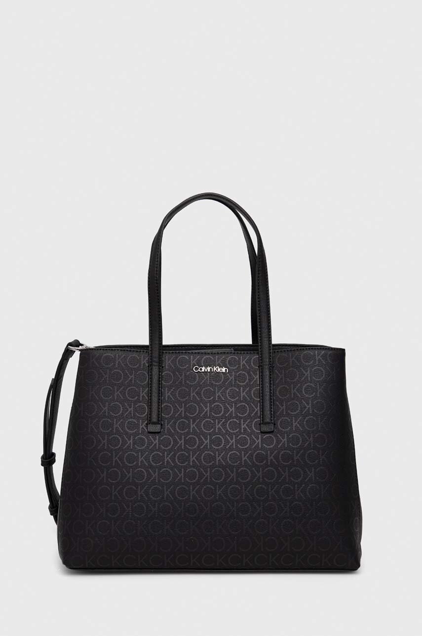 

Чанта Calvin Klein в черно, Черен