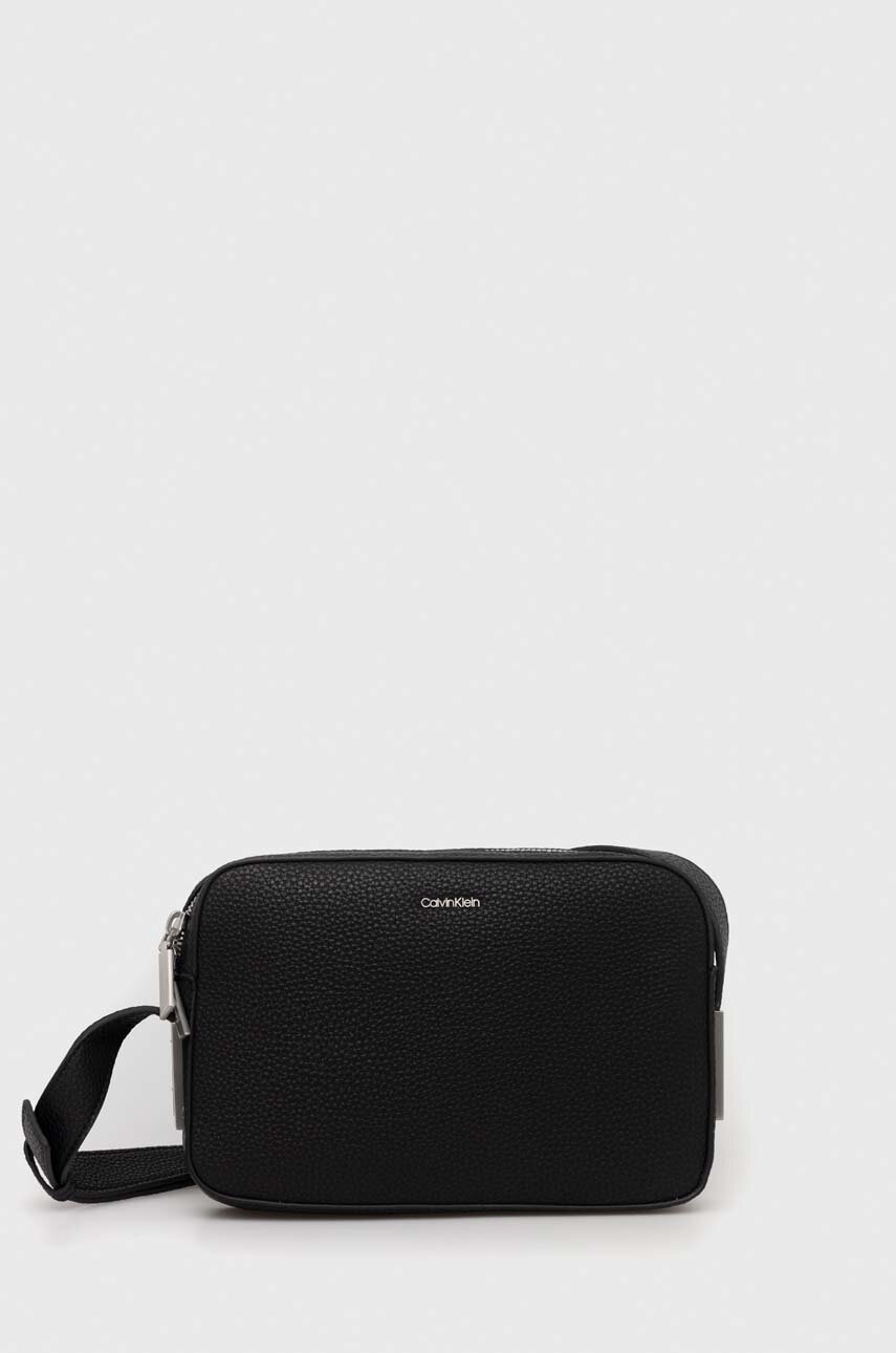 

Чанта Calvin Klein в черно, Черен