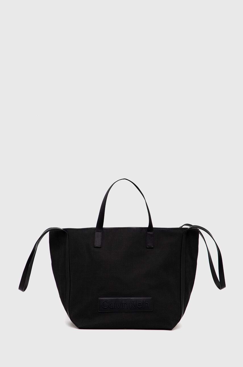 

Чанта Calvin Klein в черно, Черен