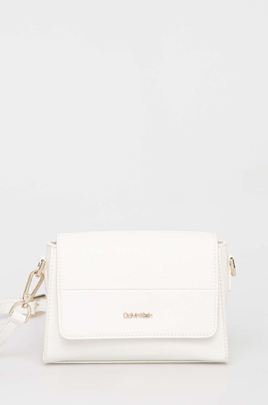 

Чанта Calvin Klein в бяло, Бял