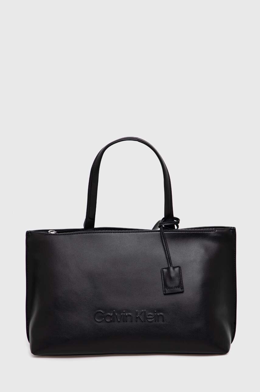 

Чанта Calvin Klein в черно, Черен