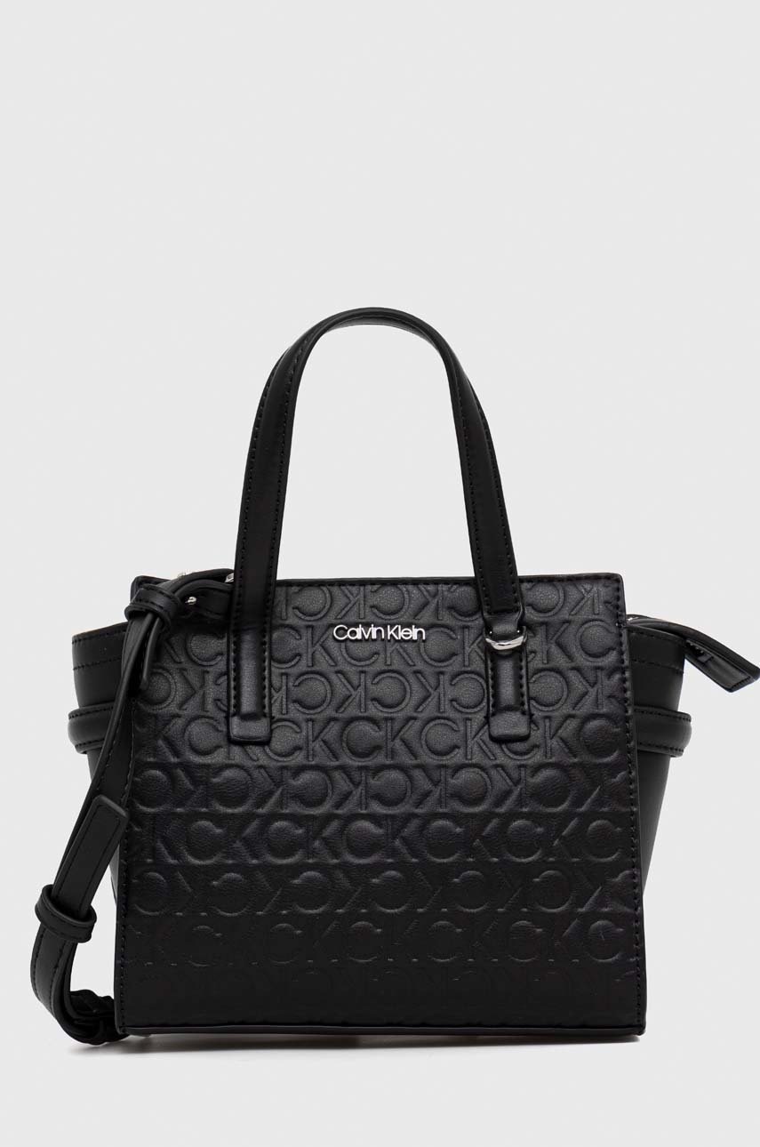 

Чанта Calvin Klein в черно, Черен