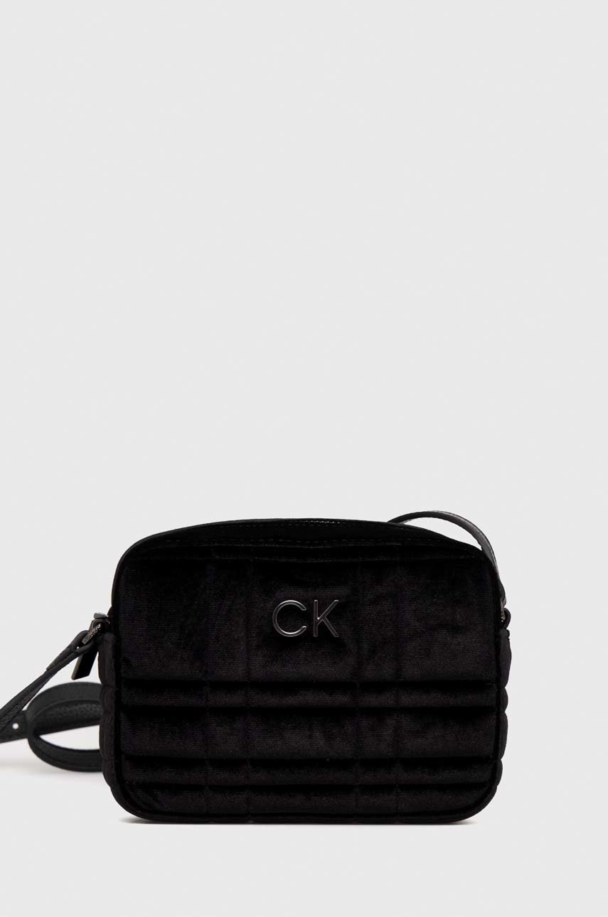 

Чанта Calvin Klein в черно, Черен