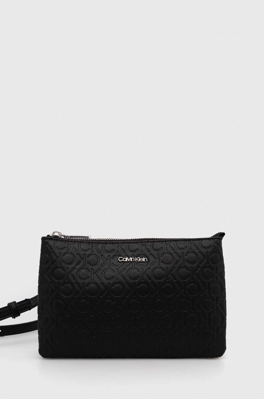 

Чанта Calvin Klein в черно, Черен