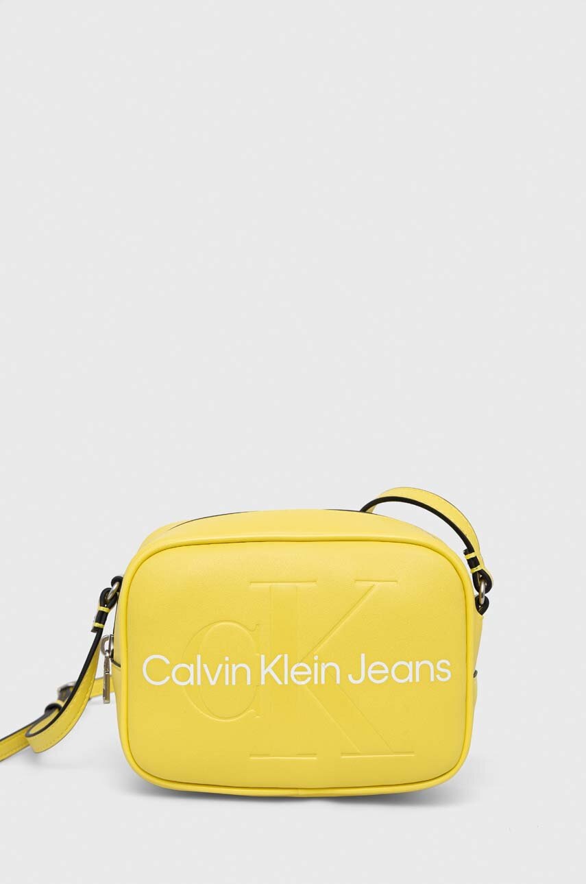 

Чанта Calvin Klein Jeans в жълто, Жълт