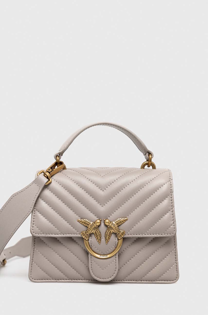 

Кожена чанта Pinko в сиво, Сив